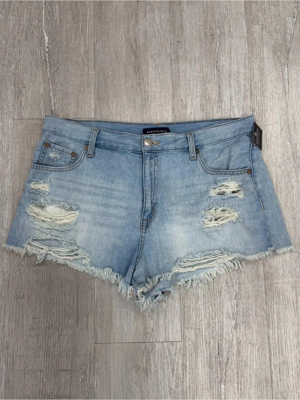 Aeropostale Light Wash Distressed Vintage High Rise Denim Shorts - Size 14